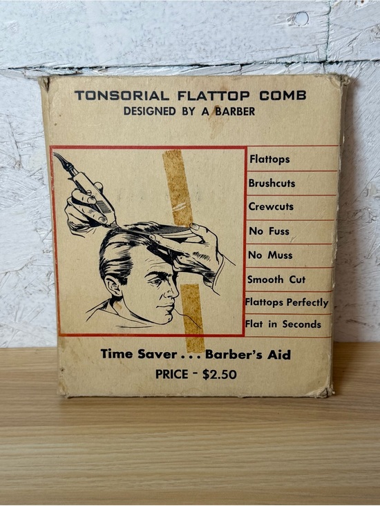 Sorial Other - 1950s Sorial Tonsorial Flattop Comb original packaging with comb